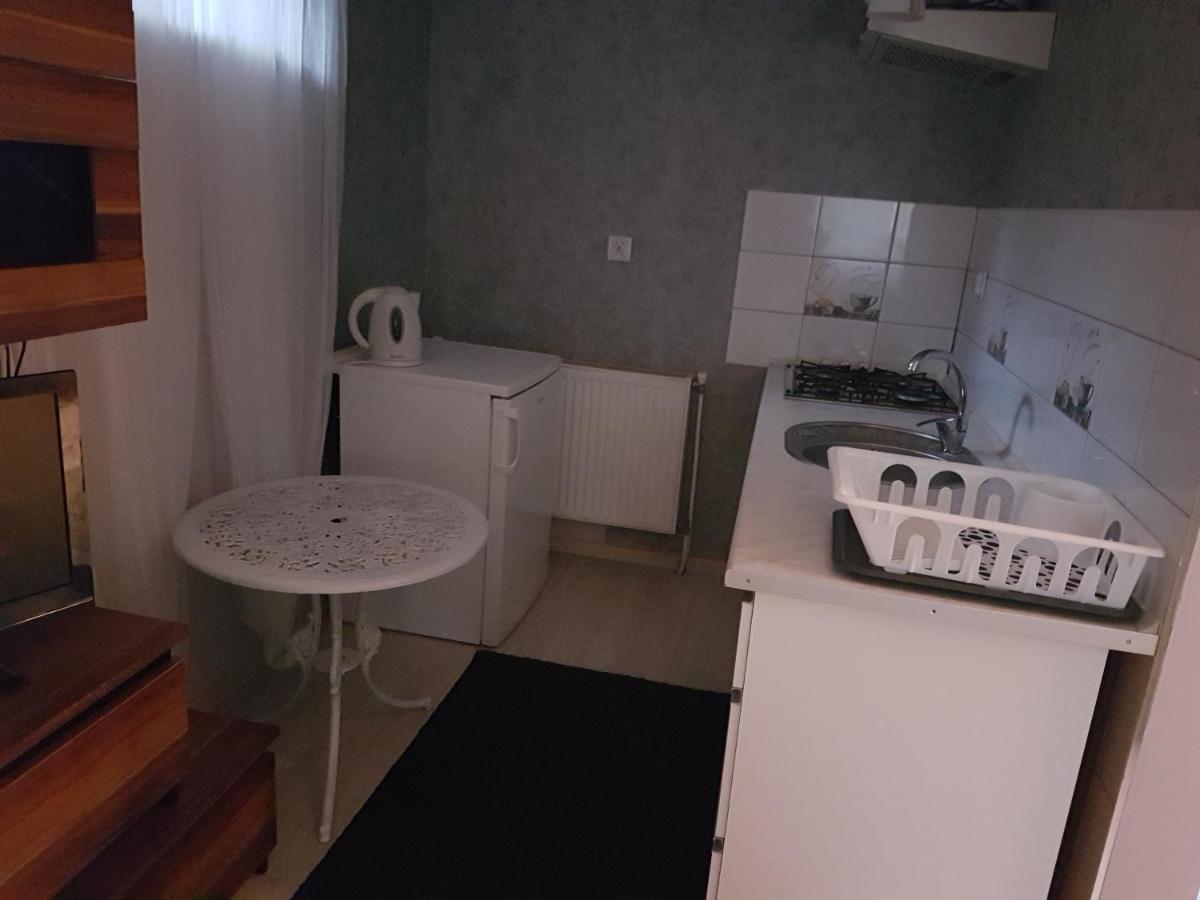 Wczasowisko Karola Apartamento Lubomierz  Exterior foto