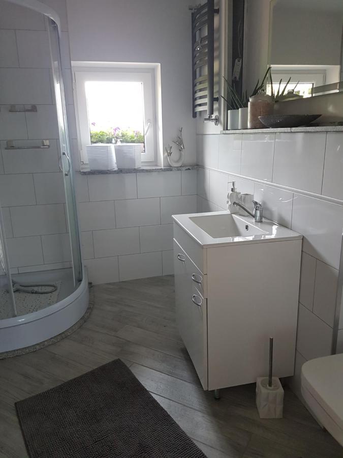 Wczasowisko Karola Apartamento Lubomierz  Exterior foto